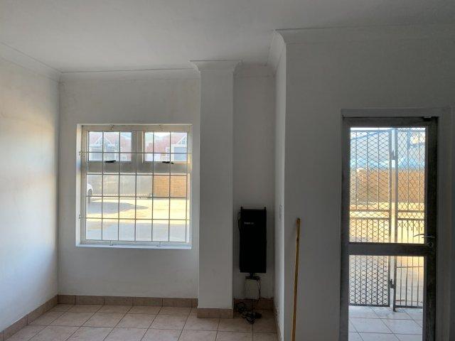 To Let commercial Property for Rent in Montague Gardens Western Cape